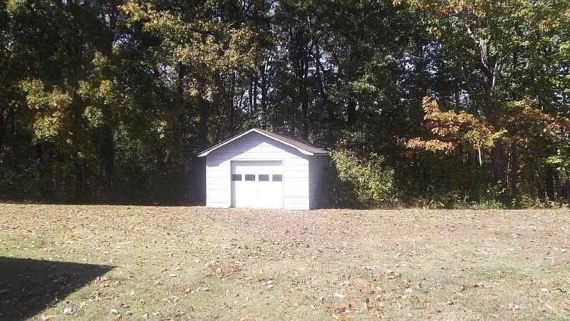 2nd image of 4124 Shawnee Dr