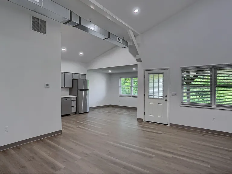 124 Kathleen Dr #6 — Photo 20