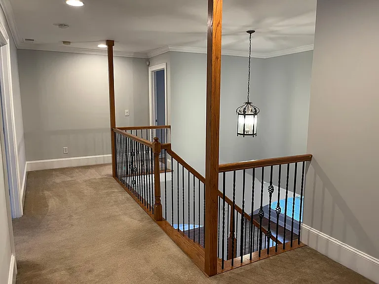 390 Wembley Cir — Photo 18