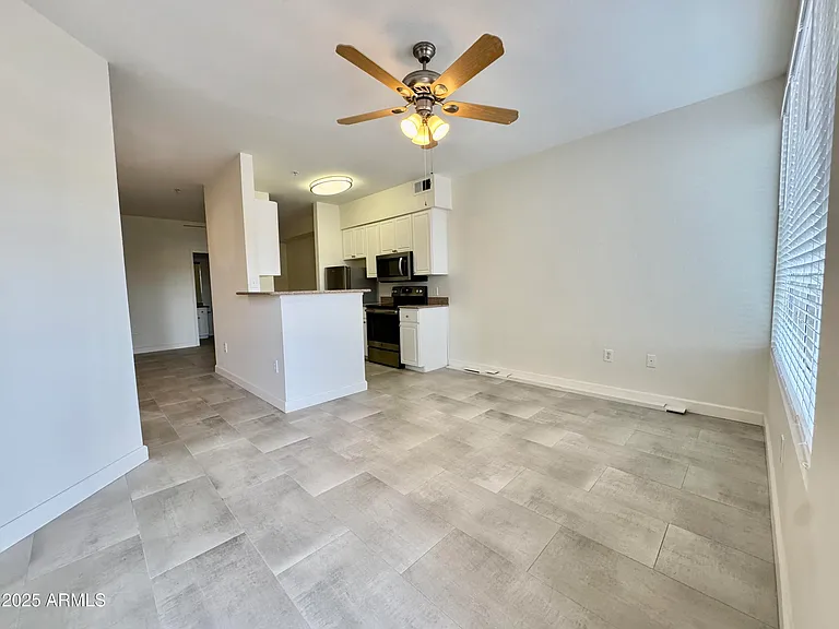 1701 E Colter St #110 — Photo 4