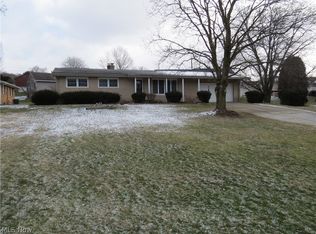 1054 Kensington Rd NE, Carrollton, OH
