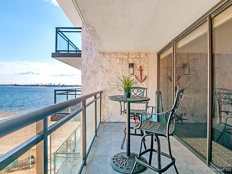 3916 Riviera Dr #403 — Photo 20