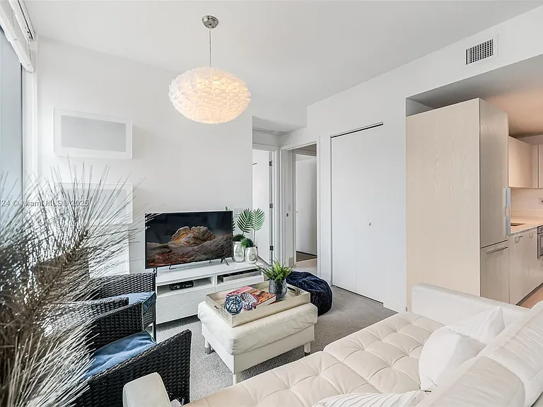 501 NE 31st St #1509 — Photo 9