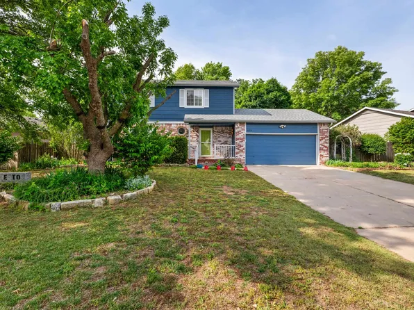10211 W Yosemite Dr, Wichita, KS 67215