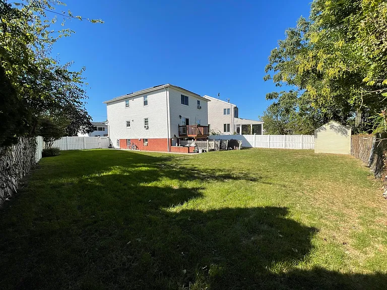 25 Valley Ct #2 — Photo 16