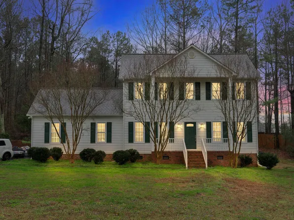5610 Old Forest Cir, Knightdale, NC 27545