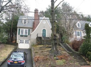 81 Orchard Ridge Rd, Chappaqua, NY 10514