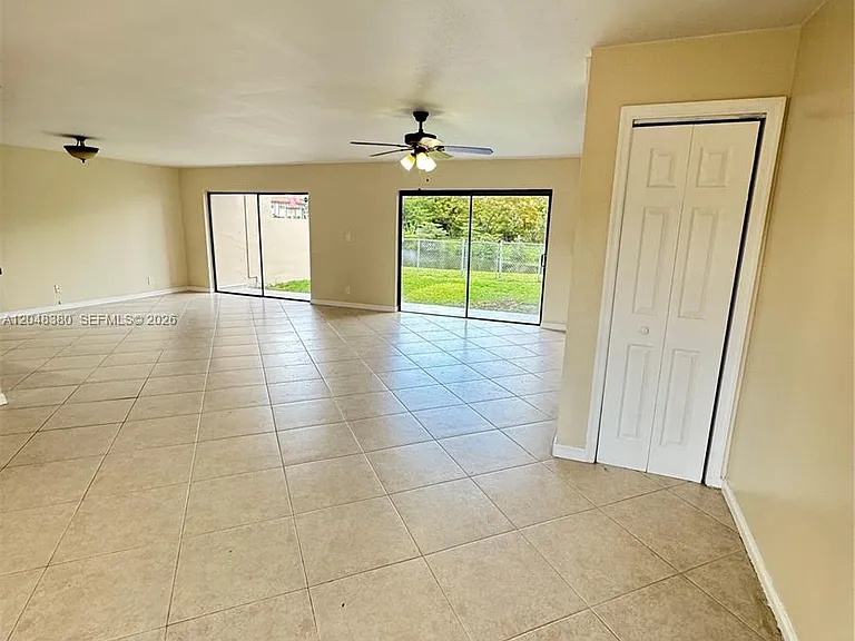 3167 Coral Springs Dr #123 — Photo 4