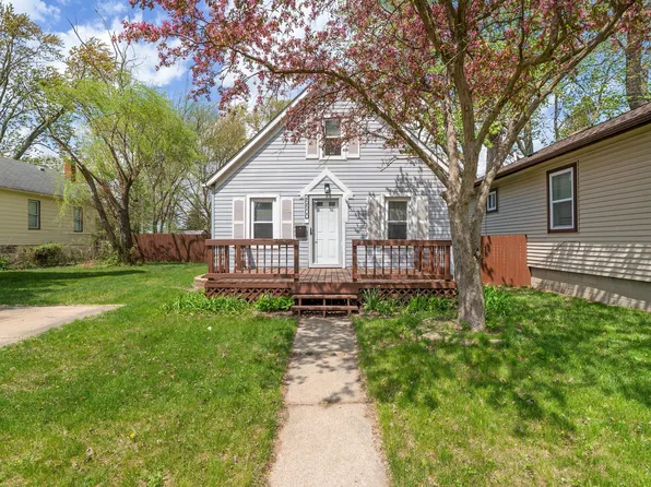 25500 Yale St, Dearborn Heights, MI 48125