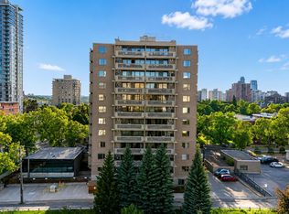 Westwind Est, Edmonton, AB T5K 2J9