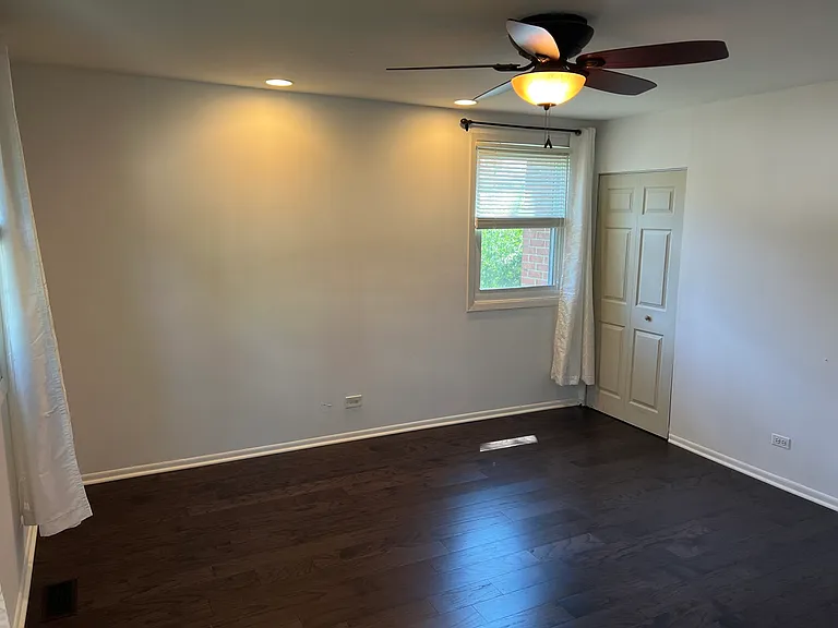 1927 Farmington Ct — Photo 16