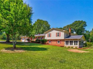 1270 Country Hill Dr, Salisbury, NC 28147