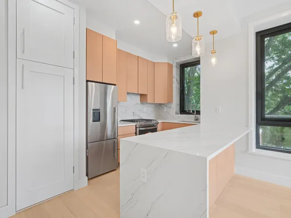 42-98 Saull Street image 3 of 18