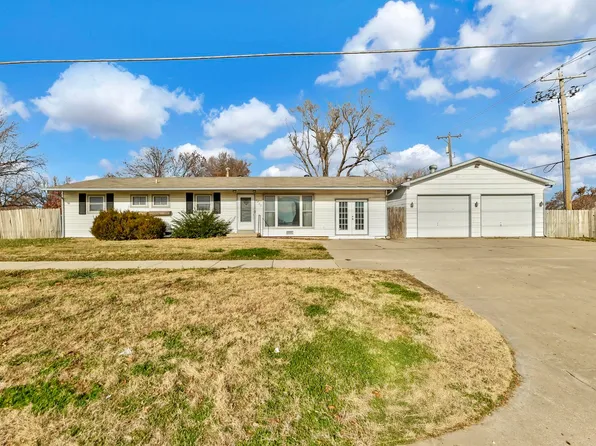 7200 W 2 N, Wichita, KS 67212