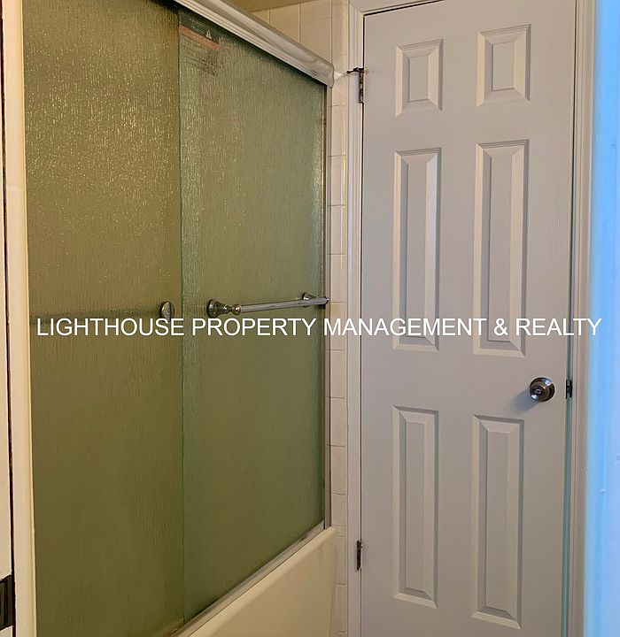 1st image of 466 Crabapple Ct #D