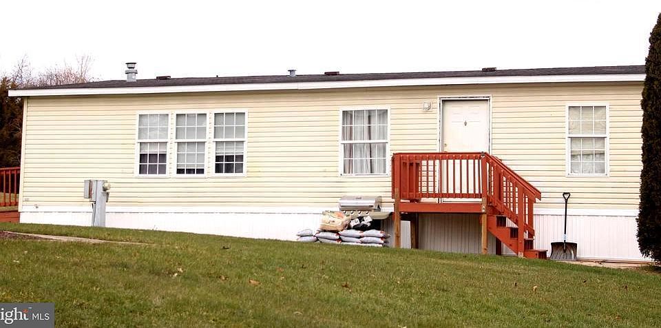 1st image of 4645 Hikey St