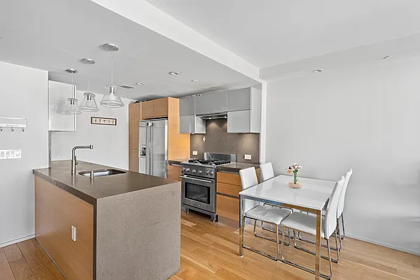 Rented by Triplemint | media 10