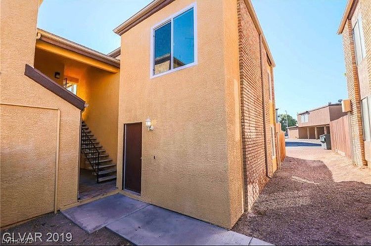 1st image of 1511 Living Desert Dr APT C