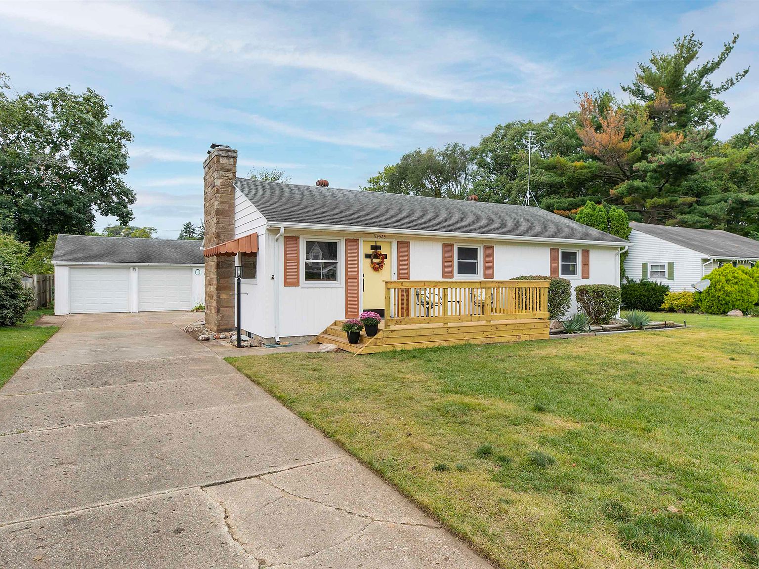 54525 28th St, South Bend, IN 46635 Zillow