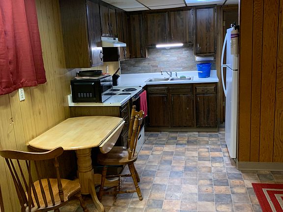3rd image of 316 Front St APT B