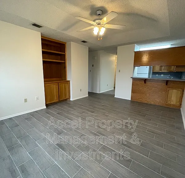 1605 River Bend Dr — Photo 8