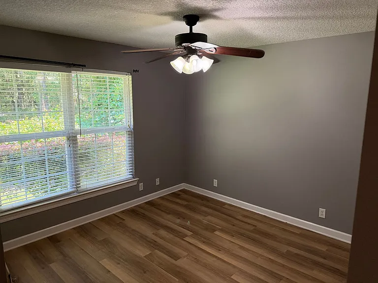 212 Autumn Ridge Ct — Photo 21