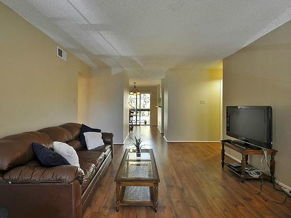 3rd image of 4159 Steck Ave Unit 221