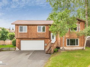 3840 Midvale Cir, Anchorage, AK 99507