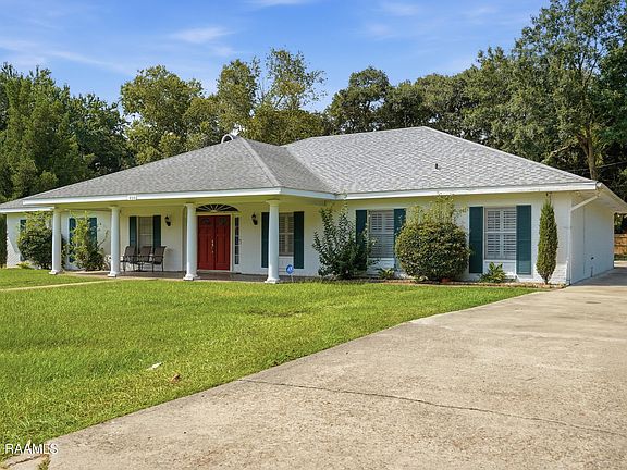 2nd image of 408 Wildwood Dr