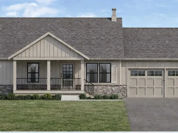 47 White Oak Ct, Cleveland, GA 30528