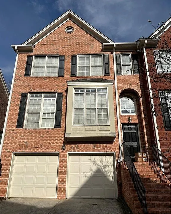 1296 Dunwoody Cv