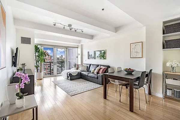 Sold by Compass | media 1