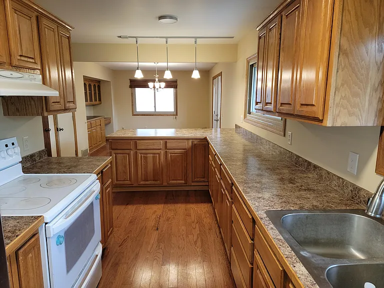 1022 Adams St — Photo 21