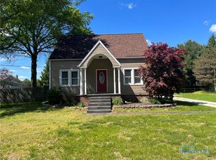 8020 Angola Rd, Holland, OH 43528