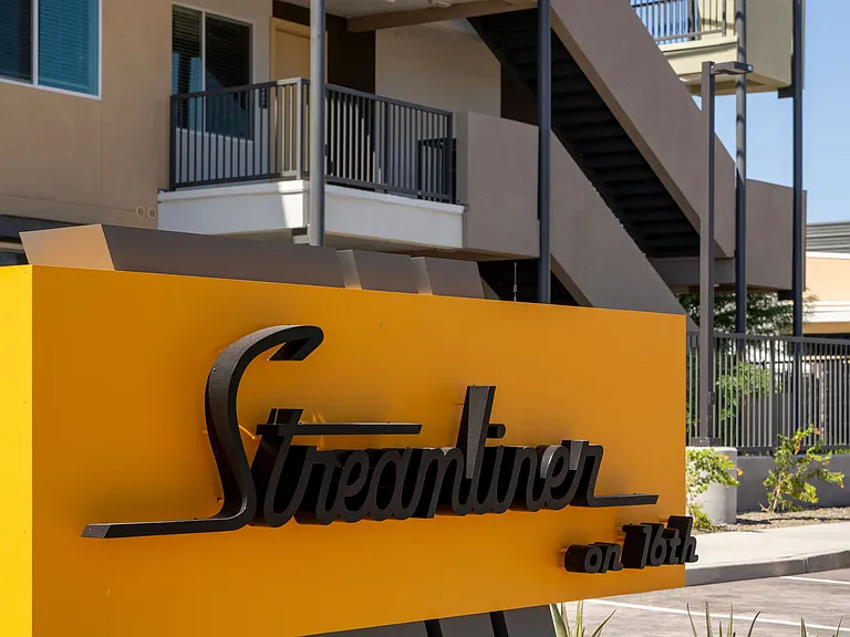Streamliner 16th — Photo 28