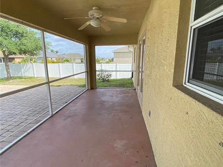 2136 NW 22nd Pl — Photo 34