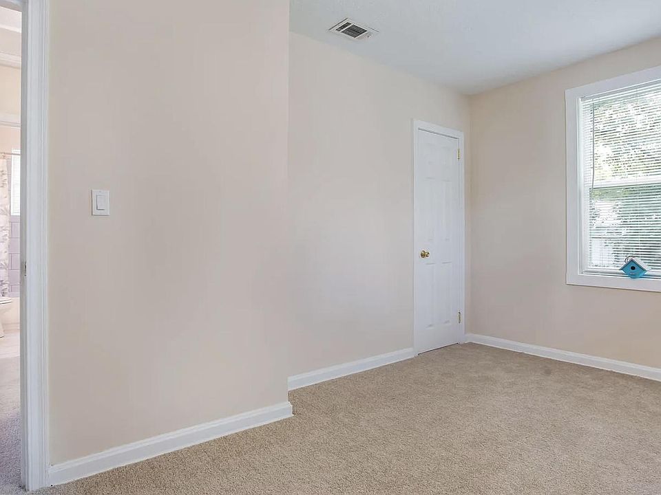 1st image of 3112 Gilmore St