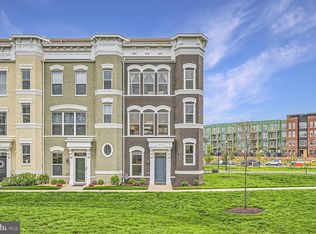 950 Holden Rd, Frederick, MD 21701