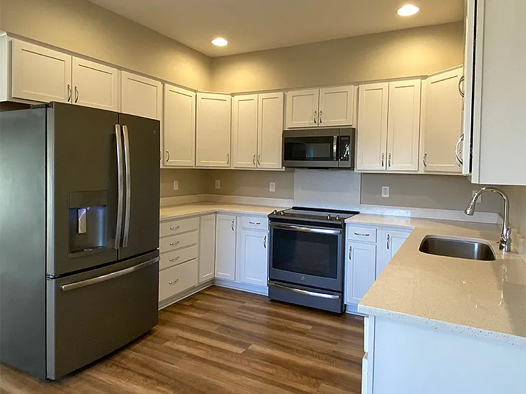328-330 S Broad St — Photo 7