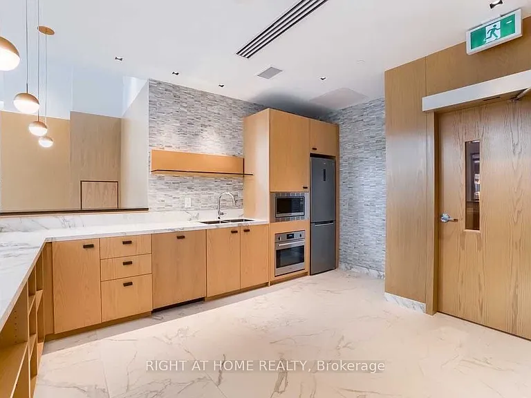 65 Annie Craig Dr #1205 — Photo 25