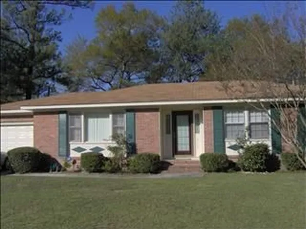 215 Lloydwood Dr, West Columbia, SC 29172