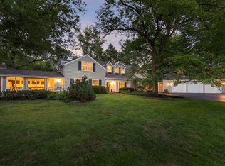 7S381 Old College Rd, Naperville, IL 60540