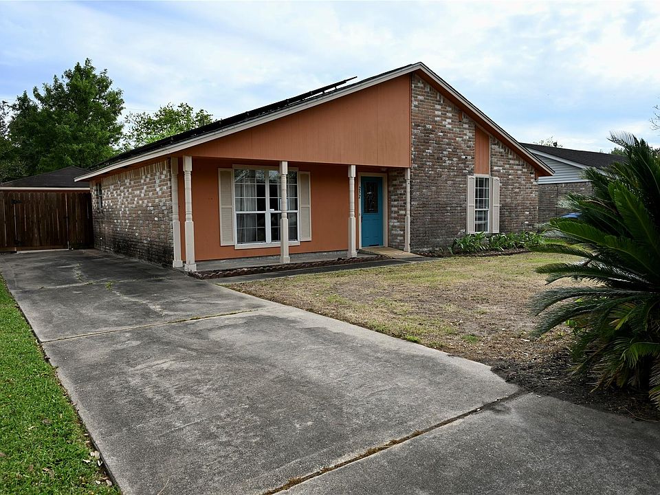 1st image of 252 Bastrop St