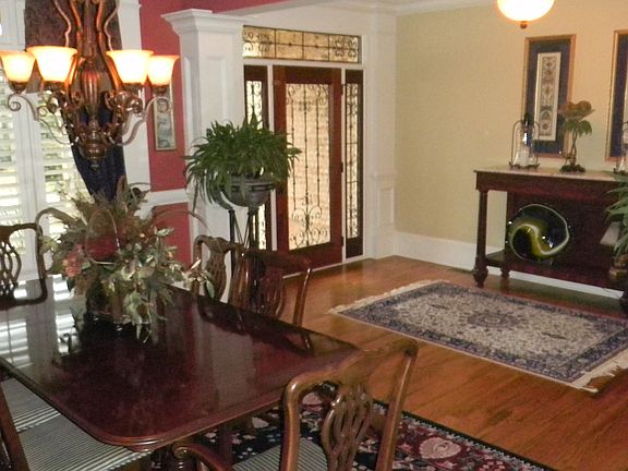 Foyer and dining room