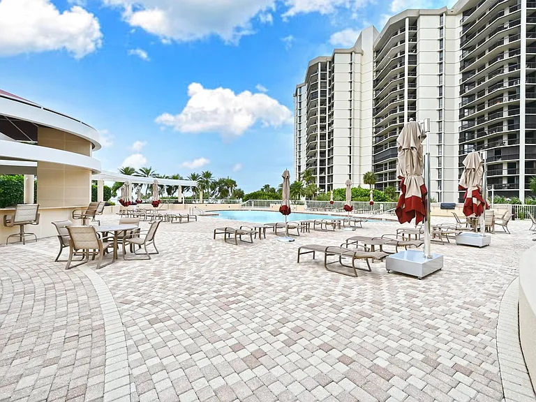 4501 Gulf Shore Blvd N #404 — Photo 43