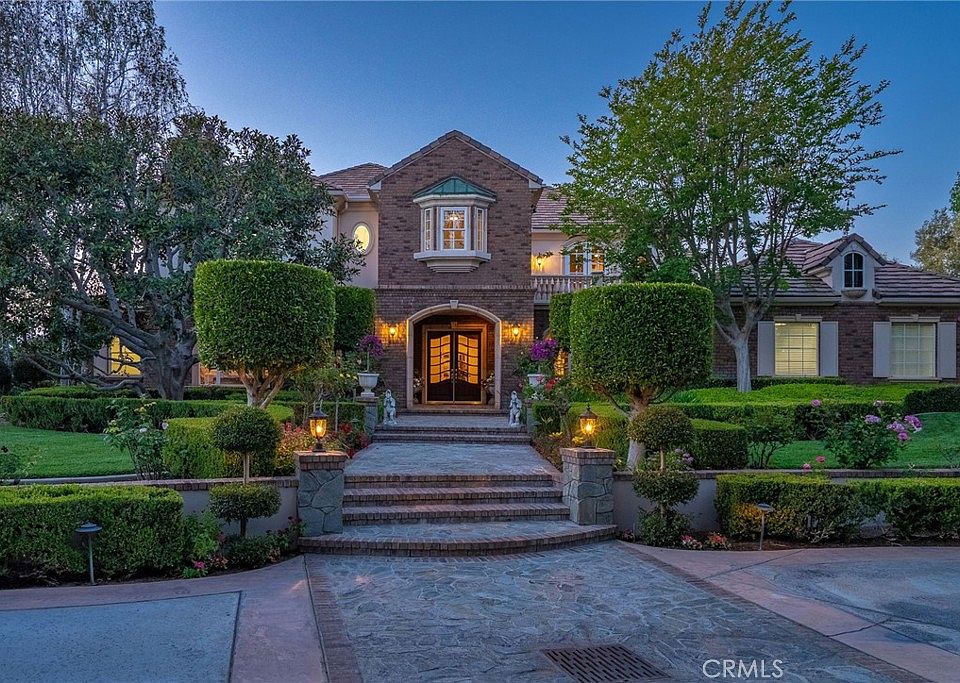 1st image of 6952 Royal Hunt Ridge Dr