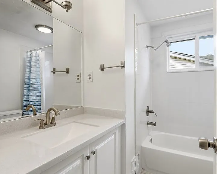 1275 W 4th Ave — Photo 27