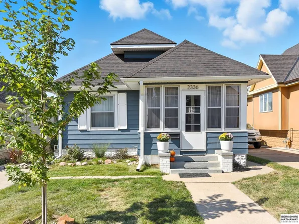 2336 S 35th St, Omaha, NE 68105