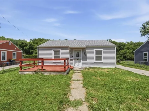 5428 College Ave, Kansas City, MO 64130
