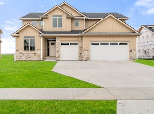 504 NE 59th St, Ankeny, IA 50021